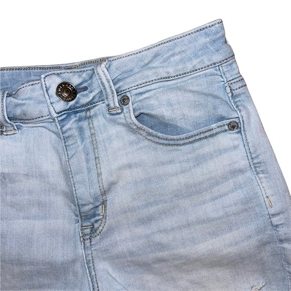 American Eagle Outfitters AEO Distressed Hi-Rise Light Wash Shortie Shorts 8 - Picture 3 of 9